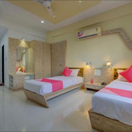 Saiba Residency Hotel Pirangut Exterior foto