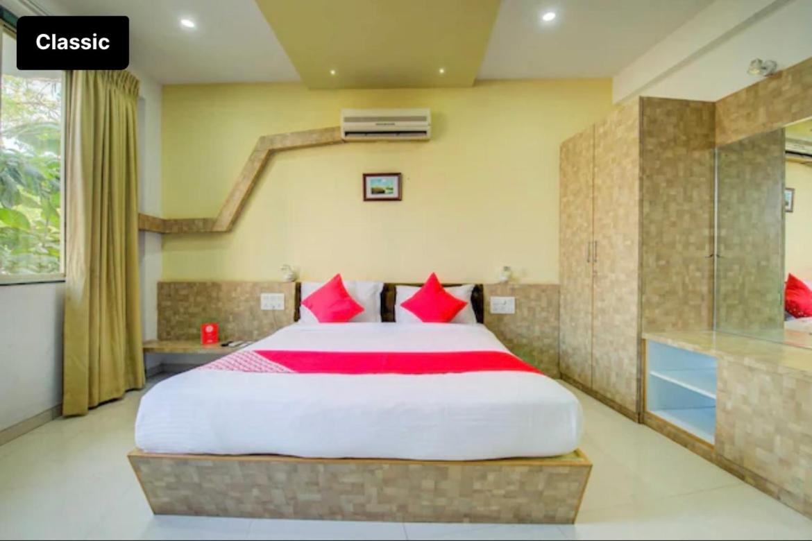 Saiba Residency Hotel Pirangut Exterior foto